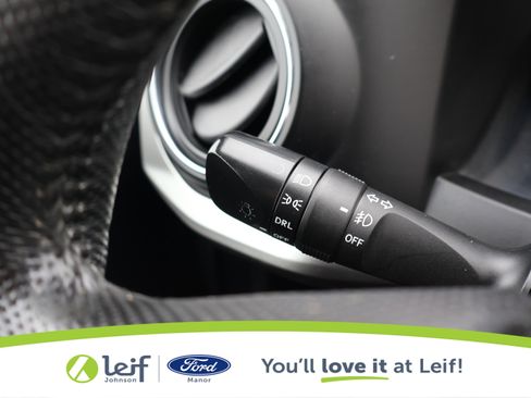 Used 2016 Toyota Tacoma SR5 w/ SR5 Appearance Package (SN) image 18