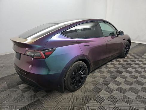 Used 2023 Tesla Model Y AWD image 2