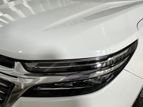 Used 2022 Chevrolet Equinox Premier image 13