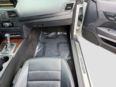 Used 2012 Mercedes-Benz E 350 Cabriolet image 16