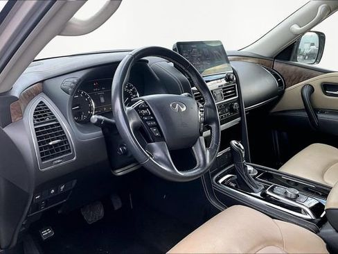 Used 2024 INFINITI QX80 Premium Select w/ Cargo Package image 12