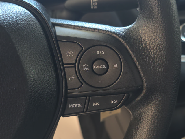 Used 2026 Toyota Corolla LE FWD image 16