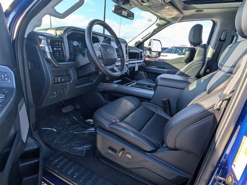 New 2026 Ford F250 Lariat w/ Black Appearance Package AWD/4WD image 9