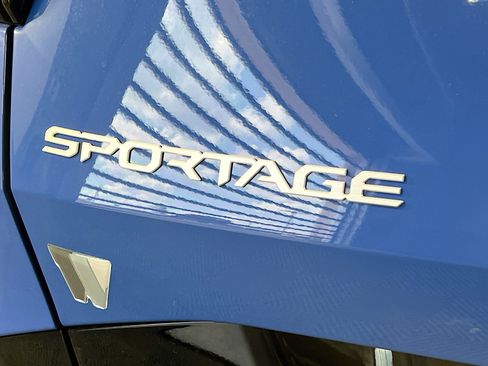 New 2026 Kia Sportage SX FWD image 36