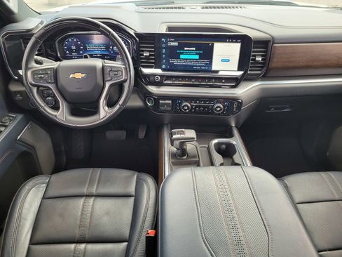 Used 2024 Chevrolet Silverado 1500 High Country w/ Technology Package AWD/4WD image 13