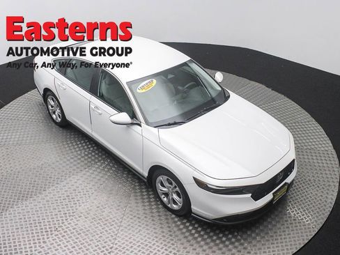Used 2023 Honda Accord LX image 3