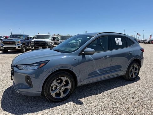 Used 2024 Ford Escape ST-Line Select AWD/4WD image 5