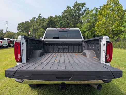 Used 2023 GMC Sierra 2500 SLT w/ Gooseneck/5TH Wheel Package AWD/4WD image 32