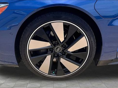 Used 2023 Audi e-tron GT Prestige w/ Prestige Package AWD/4WD image 8