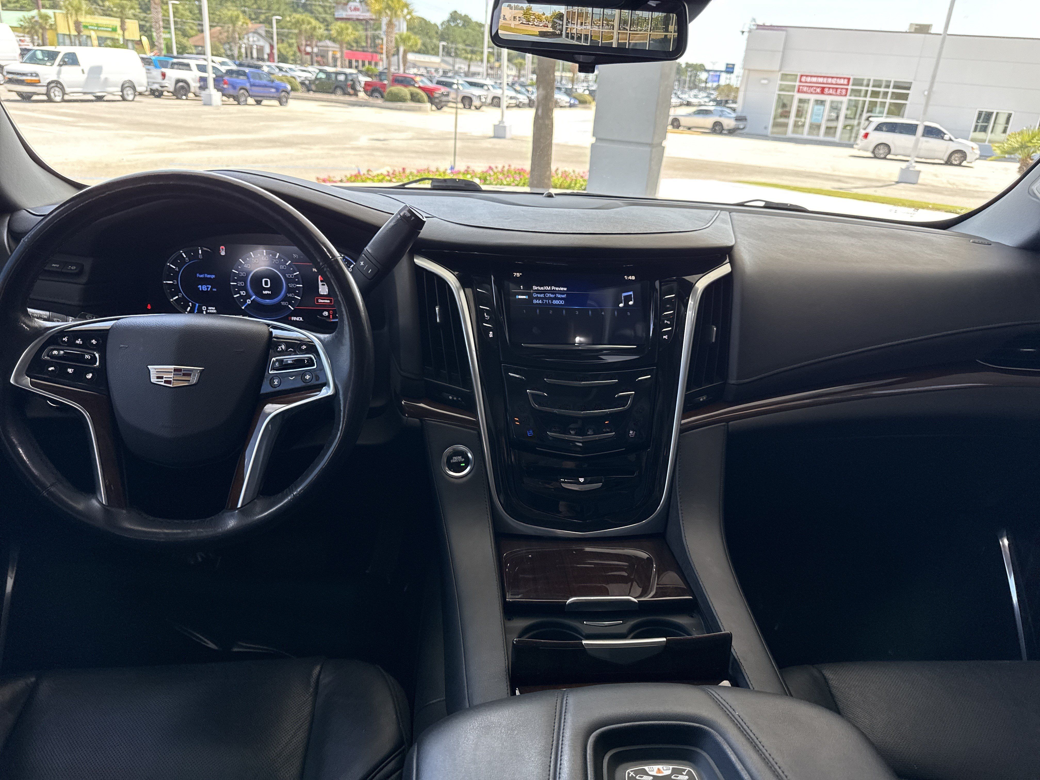 Used 2020 Cadillac Escalade Luxury AWD/4WD image 31