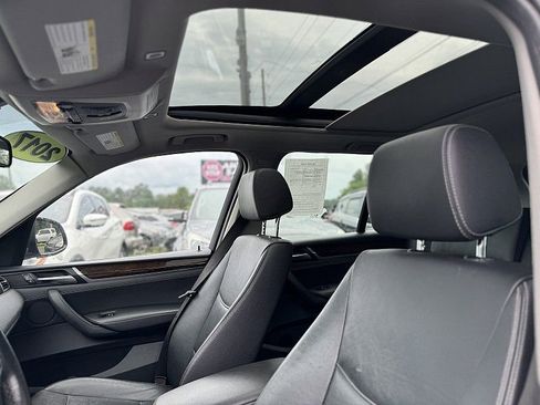 Used 2017 BMW X3 sDrive28i image 9