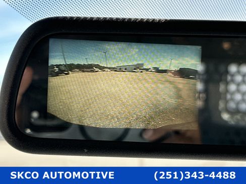 Used 2015 Chevrolet Express 2500 image 16