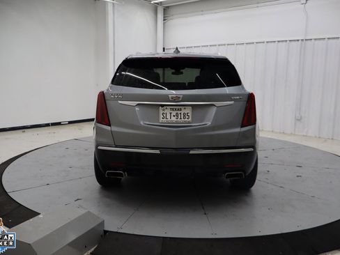 Used 2023 Cadillac XT5 Luxury FWD image 4