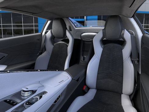 New 2025 Chevrolet Corvette E-Ray image 16
