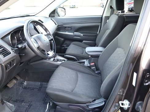 Used 2020 Mitsubishi Outlander Sport ES image 11