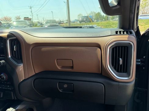 Used 2020 Chevrolet Silverado 2500 High Country w/ Technology Package image 36