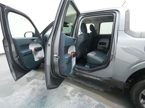 Used 2024 Ford Maverick XLT image 18