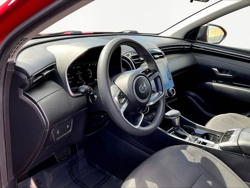 Used 2022 Hyundai Tucson SEL image 17