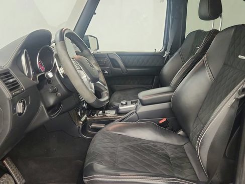 Used 2017 Mercedes-Benz G 550 Squared image 18