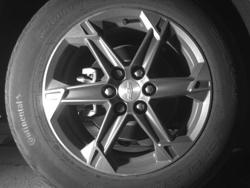 Used 2025 Chevrolet Blazer LT FWD image 15
