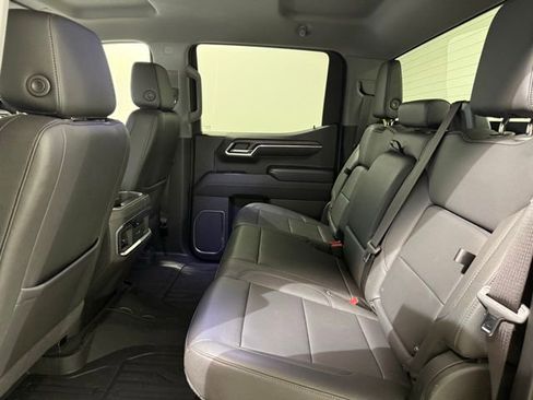 Certified 2022 GMC Sierra 1500 SLT w/ SLT Convenience Package AWD/4WD image 26