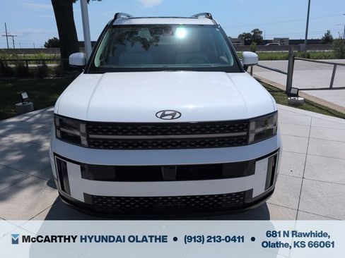 Used 2025 Hyundai Santa Fe Calligraphy AWD/4WD image 9