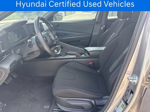 Certified 2025 Hyundai Elantra Sport FWD image 11