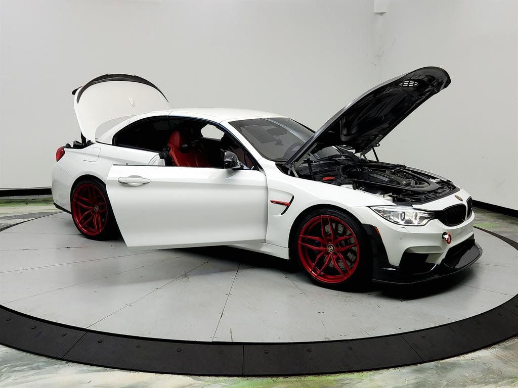 Used 2016 BMW M4 Convertible RWD image 9