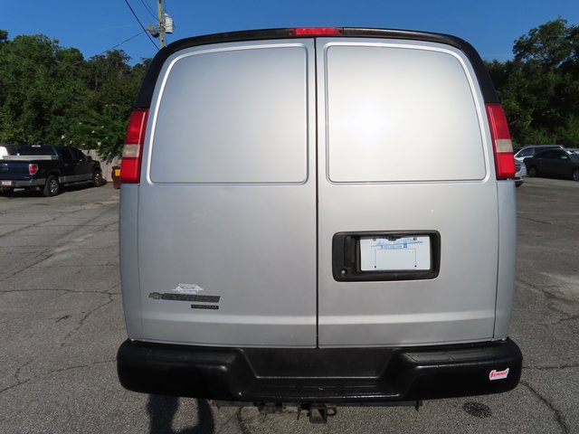 Used 2015 Chevrolet Express 2500 RWD image 5