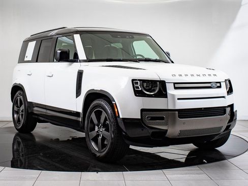 Used 2021 Land Rover Defender 110 X-Dynamic HSE AWD/4WD image 12