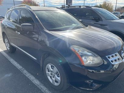 Used 2015 Nissan Rogue S w/ Convenience Package