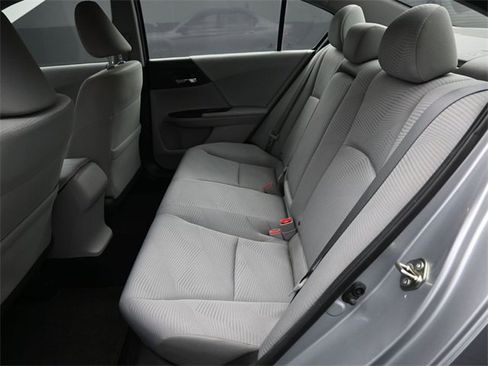 Used 2016 Honda Accord LX image 2