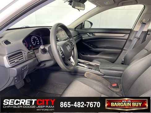 Used 2018 Honda Accord LX image 11