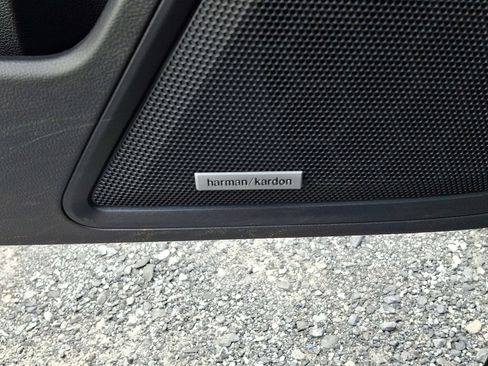 Used 2025 Subaru Outback Onyx Edition XT AWD/4WD image 28