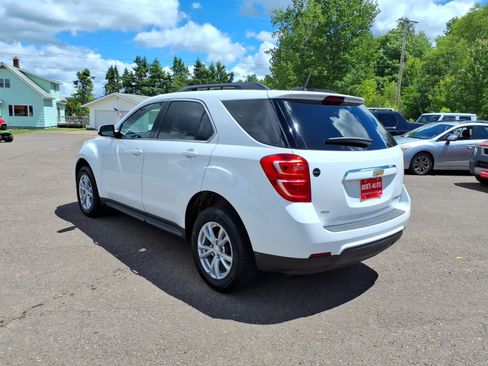 Used 2016 Chevrolet Equinox LT w/ Convenience Package AWD/4WD image 3