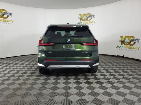 Certified 2025 BMW X1 xDrive28i w/ Technology Package image 6
