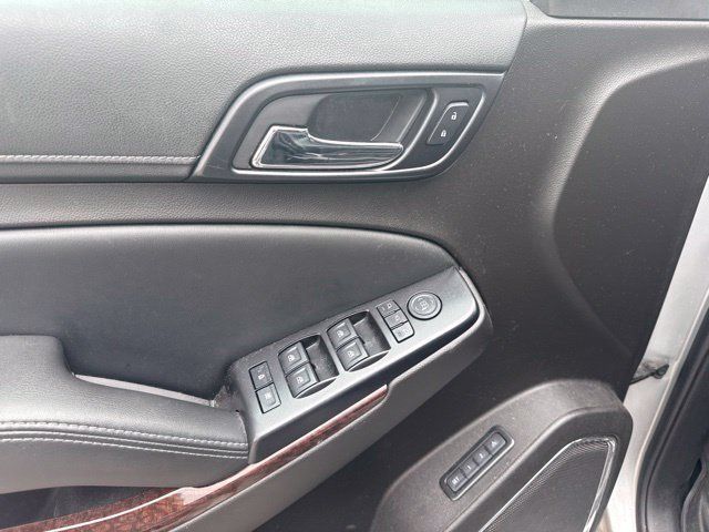 Used 2017 GMC Yukon SLT AWD/4WD image 11