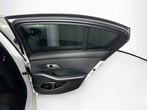 Used 2021 BMW 330i Sedan w/ Convenience Package RWD image 31