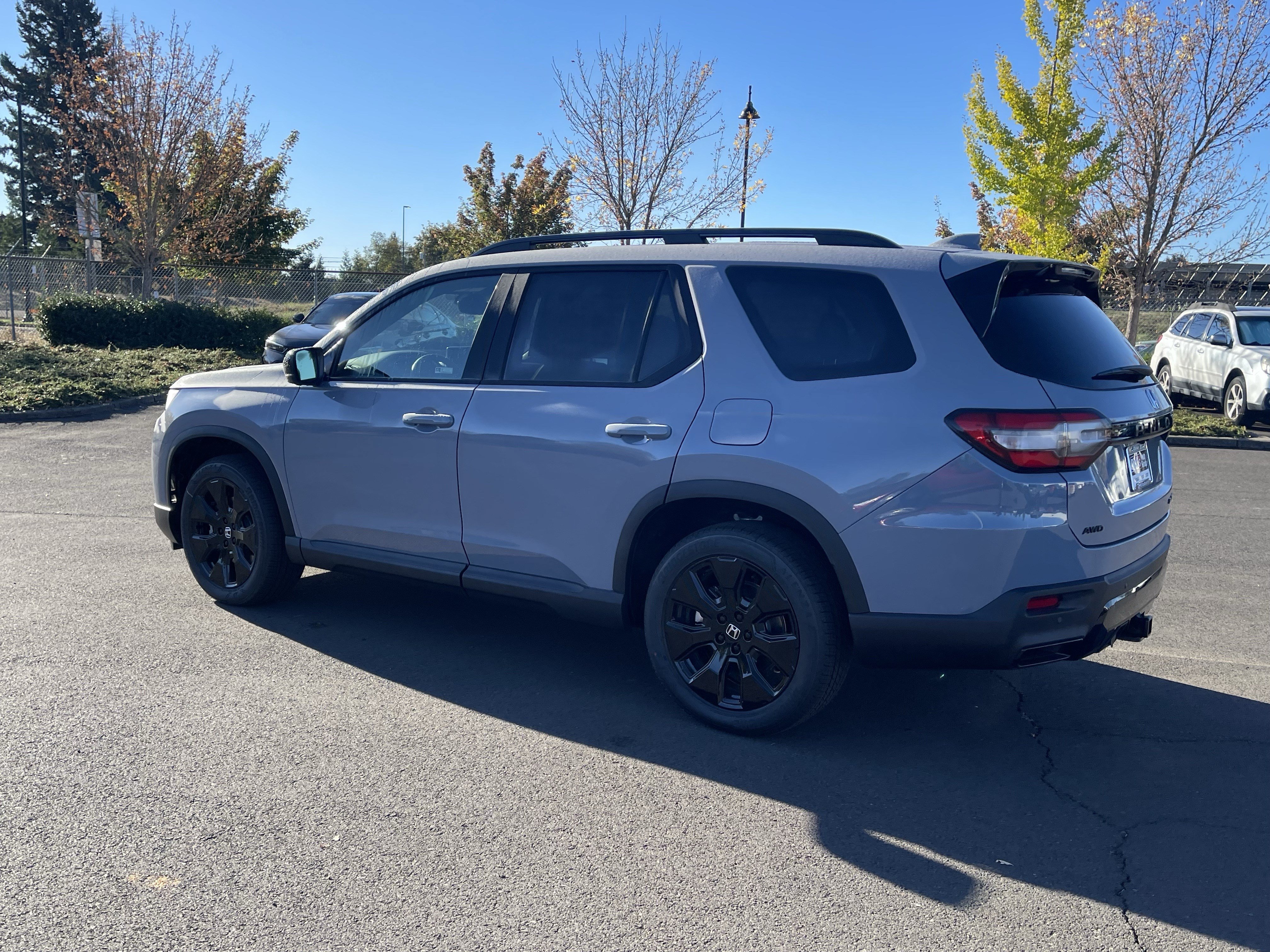 New 2026 Honda Pilot Black Edition image 3