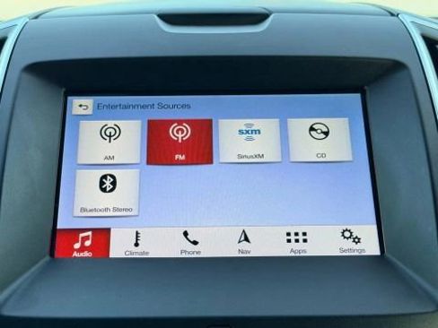 Used 2019 Ford Edge Titanium w/ Equipment Group 301A image 38