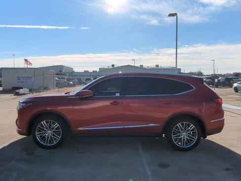 Used 2024 Acura MDX SH-AWD w/ Advance Package image 7