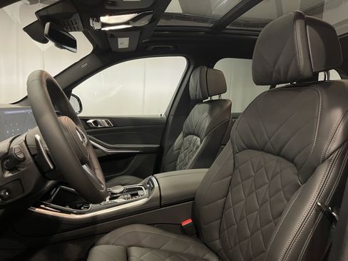 New 2026 BMW X5 xDrive40i w/ M Sport Package image 8