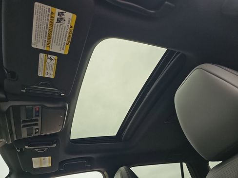 New 2026 Subaru Outback Limited XT AWD/4WD image 30