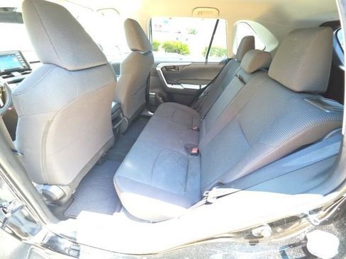 Used 2021 Toyota RAV4 LE w/ Carpet Mat Package (TMS) FWD image 24