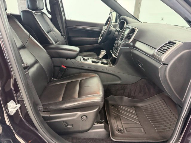 Used 2018 Jeep Grand Cherokee Limited AWD/4WD image 22