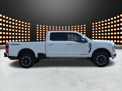 Certified 2025 Ford F250 King Ranch w/ Tremor Off-Road Package AWD/4WD image 9