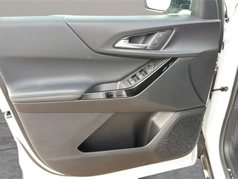 Used 2025 Chevrolet Equinox LT image 27