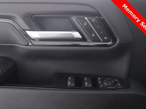 Used 2026 GMC Sierra 2500 AT4X w/ LPO, Black Badging Package AWD/4WD image 21