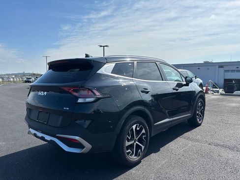 Used 2025 Kia Sportage EX AWD/4WD image 2