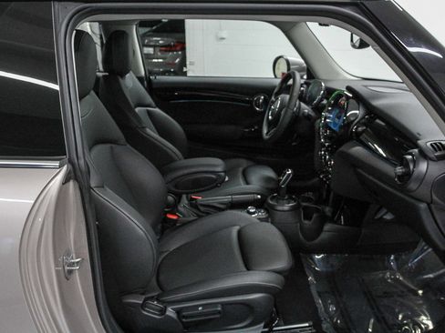 Certified 2023 MINI Cooper S image 18